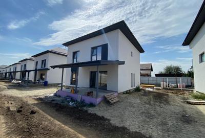 Case individuale cu 4 camere. Teren 400 mp. Comision 0 - 8