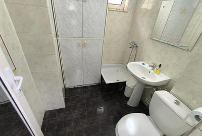 Spațiu comercial, de 80 mp, în Peninsula - 8