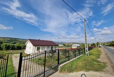 Casă cu 4 camere în Tomești - 8