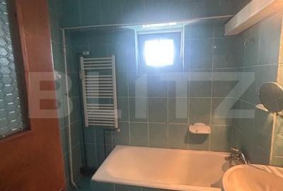 Apartament cu 4 camere în Central - 2