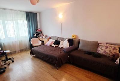 Decomandat-2 camere-NORD-centrala-balcon - 5