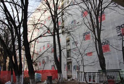 Garsonieră decomandată în Titan - 12