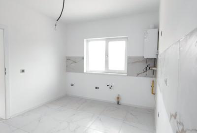 Casă cu 3 camere cu Canalizare în Tomești - 3