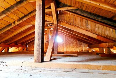 Casa la rosu D+P+E si teren 873 mp, sat Bistrita - 9