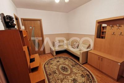 Apartament cu 2 camere decomandat, mobilat în Vasile Aaron - 3