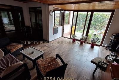 Vila+casa de vanzare in Constanta, zona Km 5 - 10