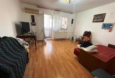 Apartament cu 2 camere decomandat în Titan - 2