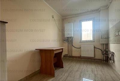Apartament cu 2 camere semidecomandat în Tractorul