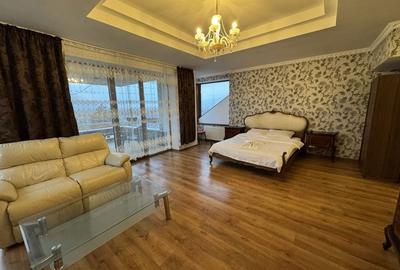 Casă cu 8 camere cu Teren 220 Mp în Central - 1