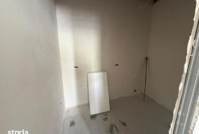 Spațiu comercial, de 60 mp, în George Enescu - 8