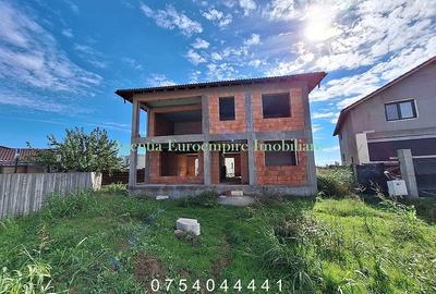 Casă cu 5 camere în Agigea