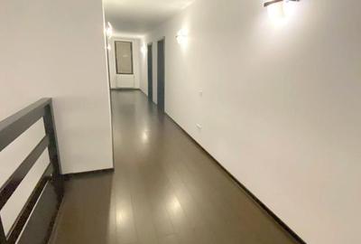 Casă individuală cu 5 camere cu Canalizare în Central - 12