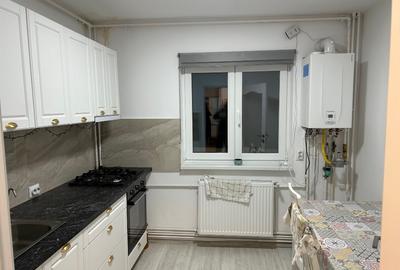 2 Camere, proaspăt  renovat, centrala gaz, bloc 1985, Piața Gorjului - 1