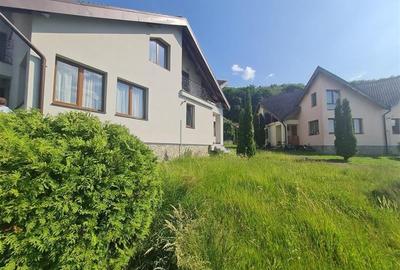 Duplex cu 3 camere în Noua