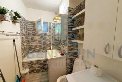 Apartament cu 3 camere semidecomandat în Florilor - 2