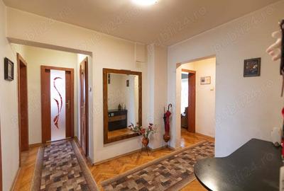 Apartament 4 camere de vanzare - Centru Civic - 8