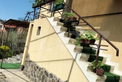 Casă cu 4 camere cu Teren 459 Mp în Central - 8