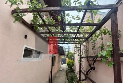 Casa Primitoare pentru Familii Ofera Spa?iu ?i Co...