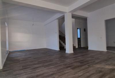 Casă individuală cu 5 camere cu Canalizare în Prelungirea Ghencea - 5