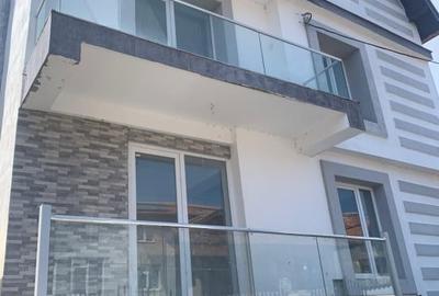 Casă individuală cu 10 camere cu Canalizare în Sud - 2