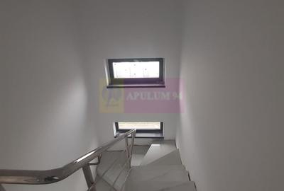 Casă individuală cu 4 camere cu Canalizare în Est - 26