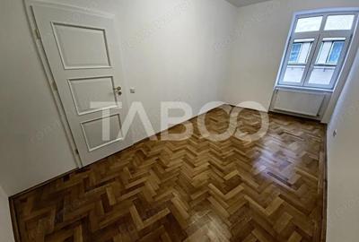 Spatiu de birouri de inchiriat 4 camere 122mp Centrul Istoric Sibiu - 2