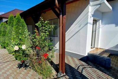 Casă individuală cu 4 camere cu Teren 400 Mp în Popoveni - 2