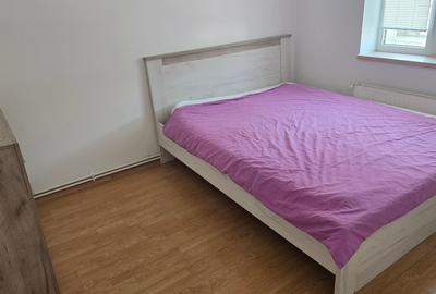 Apartament cu 2 camere decomandat în Progresul - 7