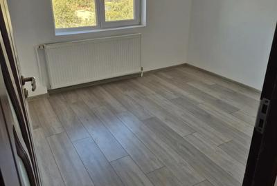 Vand apartament 3 camere - 8