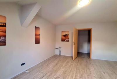 Casă cu 10 camere cu Canalizare în Fabric - 29