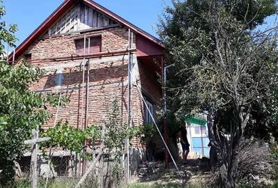 Casă cu 4 camere în Central - 8