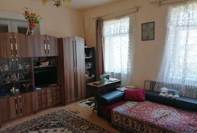 CASĂ DE VANZARE - 8