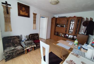 Apartament cu 2 camere semidecomandat, mobilat în Cugir - 2