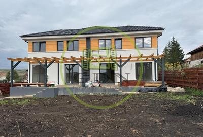 Duplex cu 4 camere cu Canalizare în Tureni - 7