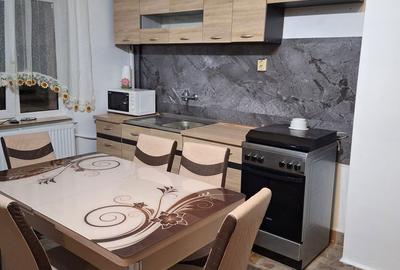 Apartament cu 3 camere decomandat în Botizului - 2