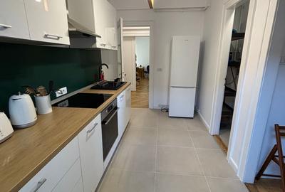 De închiriat apartament , zona Centru Civic Brașov - 2