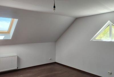 Casă cu 4 camere în Central - 6