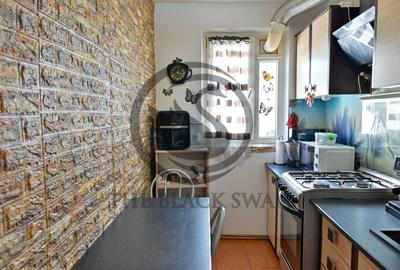 Apartament cu 3 camere semidecomandat, mobilat în Malu Roșu - 10