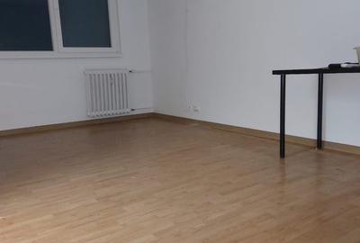 Apartament decomandat în Drumul Taberei - 13