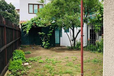 Casă cu 5 camere în Central - 6