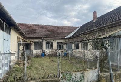 Casă cu 4 camere în Cireșu - 2