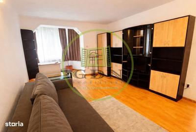 Apartament cu 2 camere decomandat în Centrul Civic