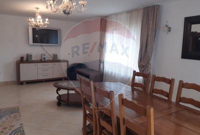 Casa / Vila cu 7 camere de vanzare in zona Tohanita - 9