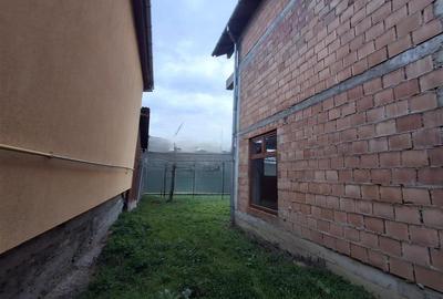 Casa individuala 5 camere 2 bai pivnita 380mp teren in Cisnadie Casa individuala 5 camere 2 bai pivnita 380mp teren in Cisnadie - 6