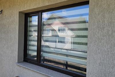 Casa / Vila cu 5 camere de vanzare in Mihoveni Suceava - 32