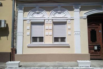 Casă cu 3 camere cu Teren 11 Mp în Central - 7