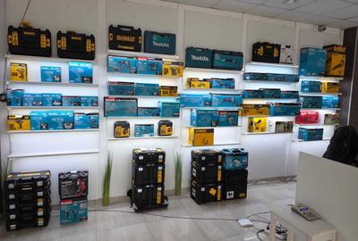 Spațiu comercial, de 200 mp, în Central - 4