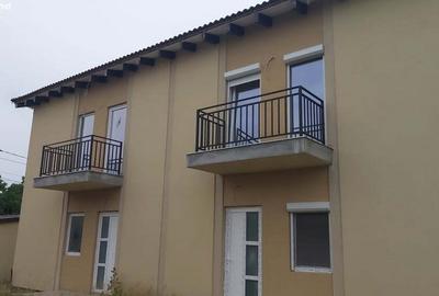 Proprietar Duplex P+ E, 72mp. + Terasa, Teren 480 mp. Toate Utilita?iile : Gaz, Canalizare, Proprietar Duplex P+ E, 72mp. + Terasa, Teren 480 mp. Toate Utilita?iile : Gaz, Canalizare, - 2