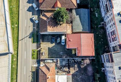 Casă individuală cu 7 camere cu Canalizare în Aurel Vlaicu - 7