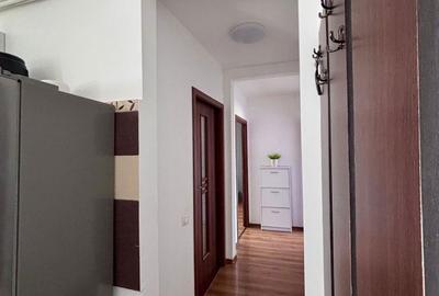 Apartament cu 3 camere decomandat în Poarta 6 - 1